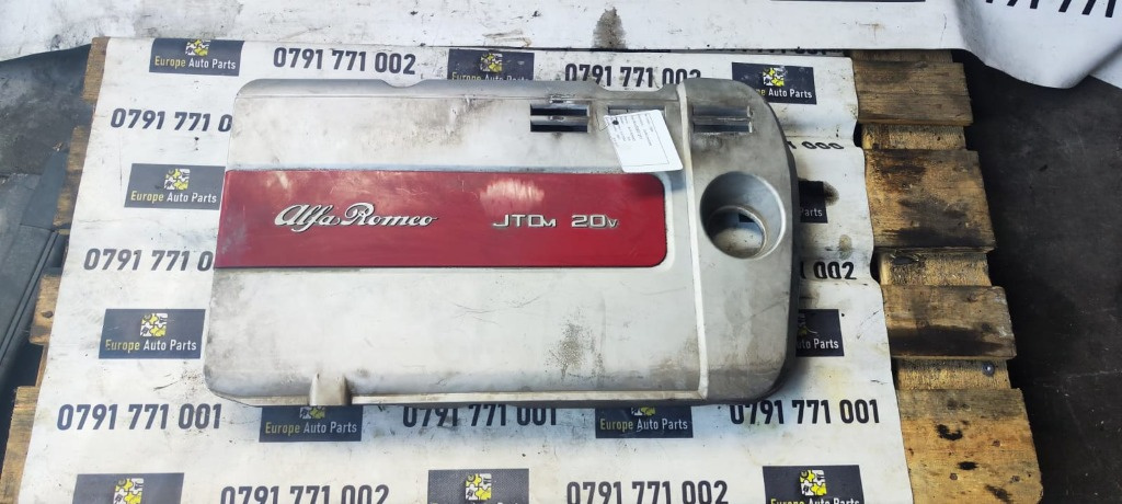 Capac motor Alfa Romeo 159 2.4 JTDM combi an 2007 cod 55201211