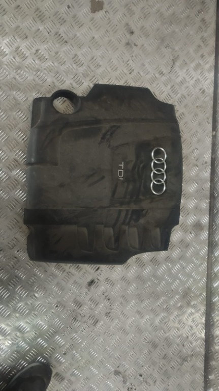 Capac motor Audi A4 B8 2.0 TDI 143 Cp/105 Kw cod motor CAG ,transmisie automata,an 2011cod 03L103925