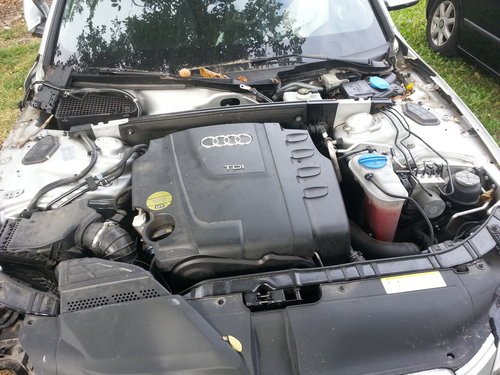 Capac motor AUDI A4 B8 2.0 TDI CAG 2009 2010 2011