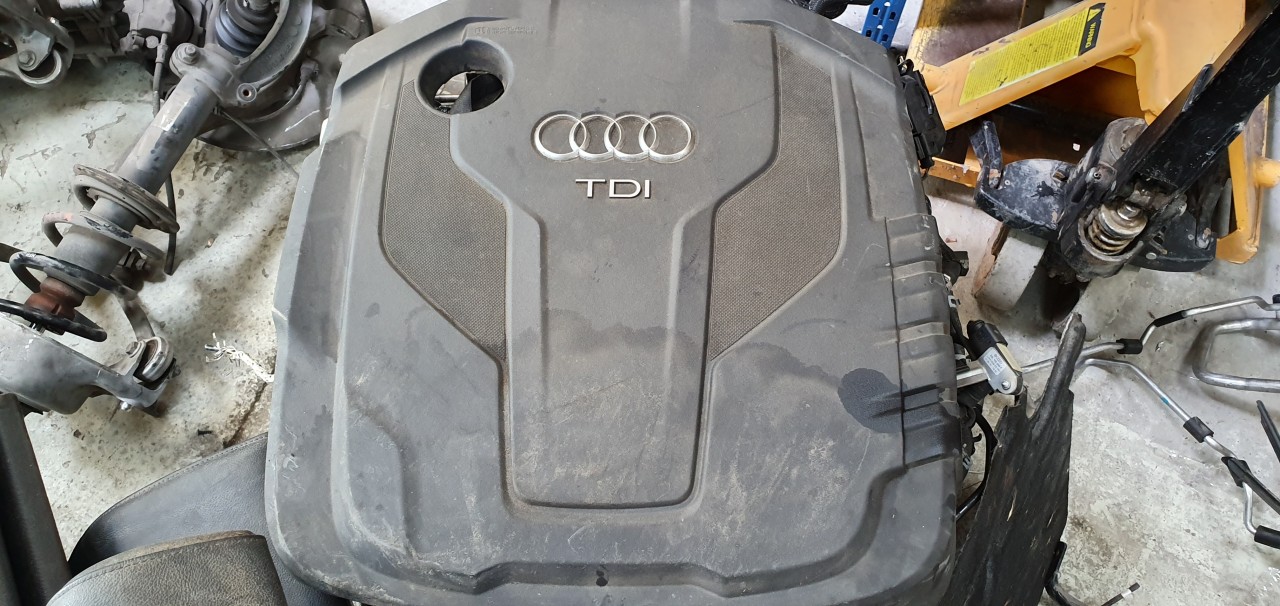 Capac motor AUDI A4 B8 Facelift 2.0 TDI CSU CNH 2014 2015 2016