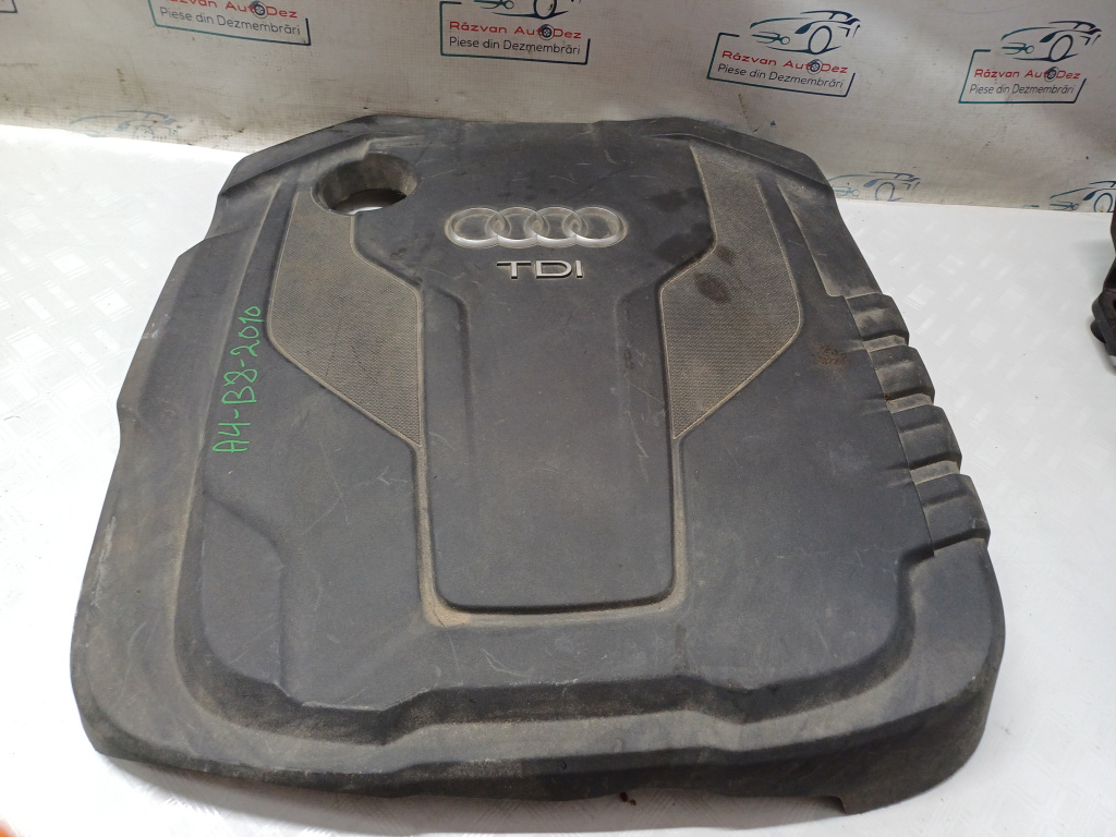 Capac motor Audi A4 B8 - Motorina 2010, -