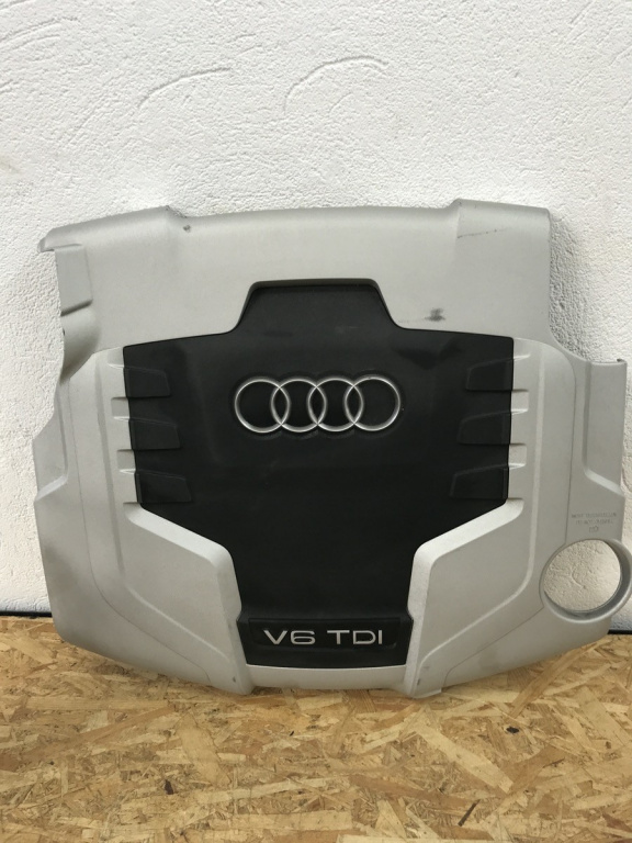 Capac motor AUDI Q5 3.0TDI QUATTRO S-LINE suv 2010 (Cod intern:23123)