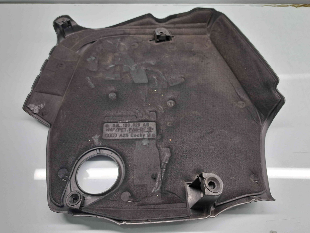 Capac motor Audi Q5 (8RB) [Fabr 2008-2016] S-line 03L103925AB 2.0 TDI CGLB 125KW / 170CP 2.0 TDI CGLB 125KW / 170CP