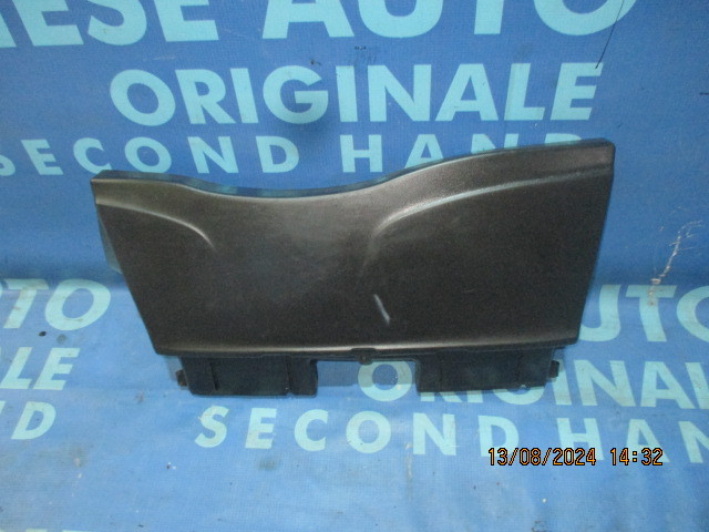 Capac motor BMW E92 320d 2.0d N47D20A 2007;  7798772 (trager)