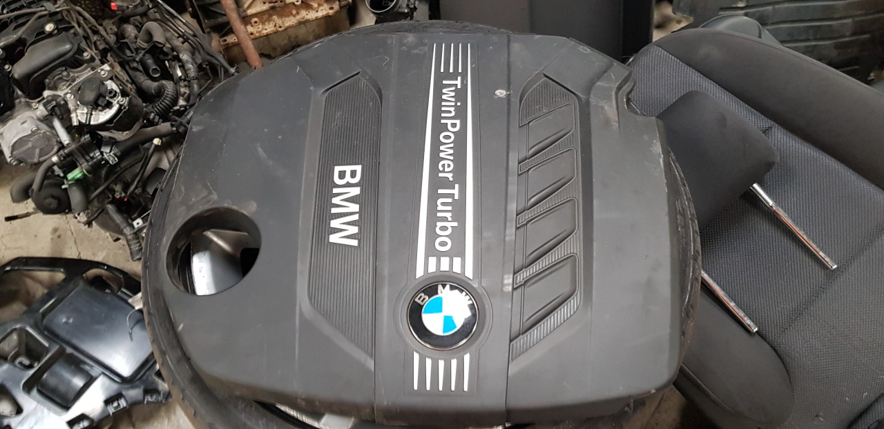 Capac motor BMW Seria 1 F20 Seria 3 F30 N47D20C