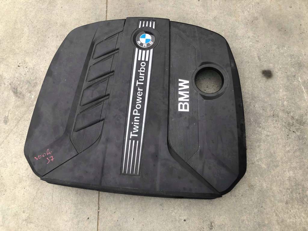 Capac motor bmw seria 5 f11 13718510475