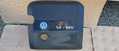 Capac motor / Carcasa filtru aer Vw Golf 4 / Golf 5 / Polo 9N 1.4 16v 2003 2004 2005 2006