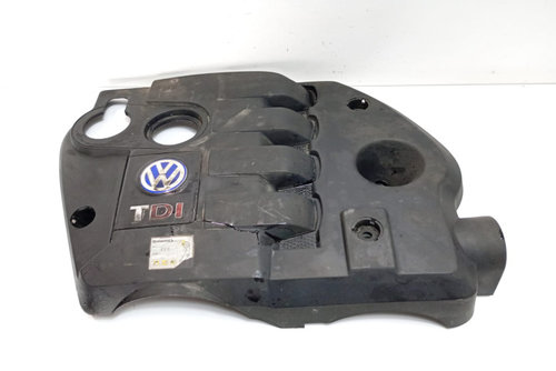 Capac motor cu defect 038103925DA Volkswagen VW Passat B5.5 [facelift] [2000 - 2005]