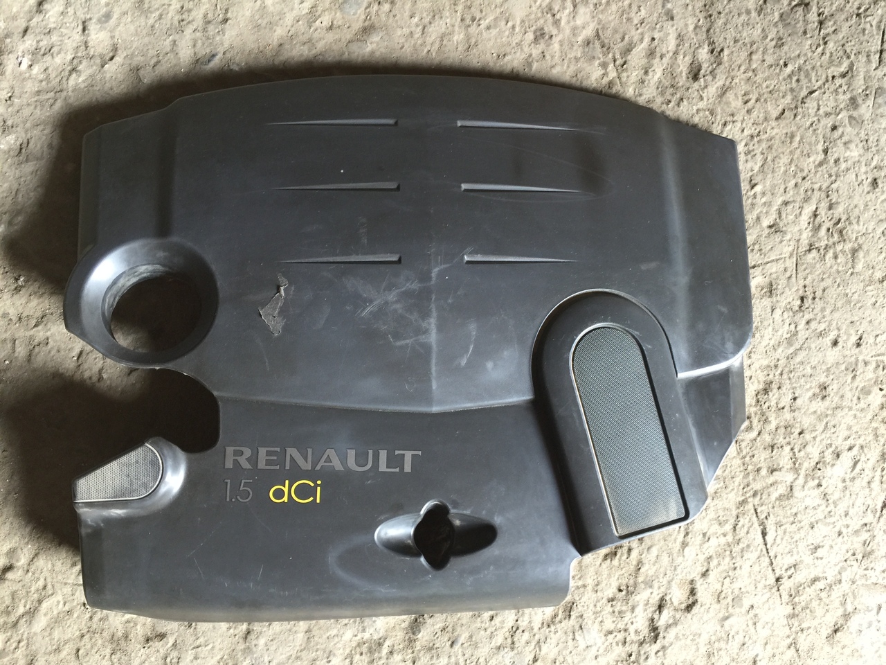 Capac motor Dacia Renault 1.5 DCI 2005 2006 2007 2008 2009