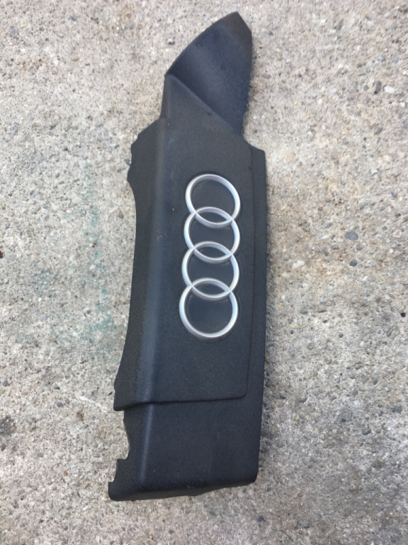Capac motor frontal Audi A8 D3/4E [2002 - 2005] Sedan 4.2 tiptronic quattro (335 hp) AUDI A8 (4E_) 10.2002 - 07.2010 A8 4.2 QUATTRO 4.2 - BFM