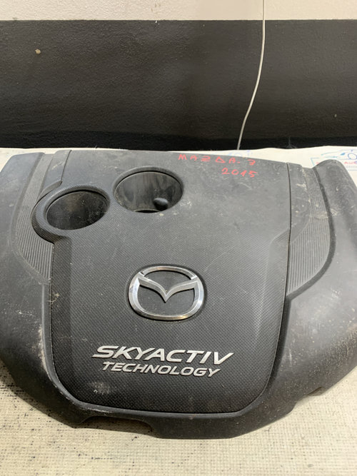 Capac motor Mazda 3 - Motorina 2015, -