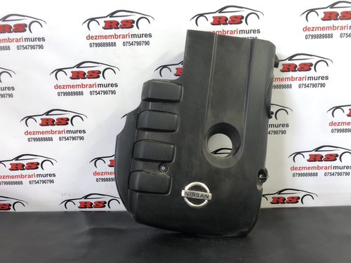Capac motor Navara D40 argintiu automat sedan 2006 (cod intern: 213862)