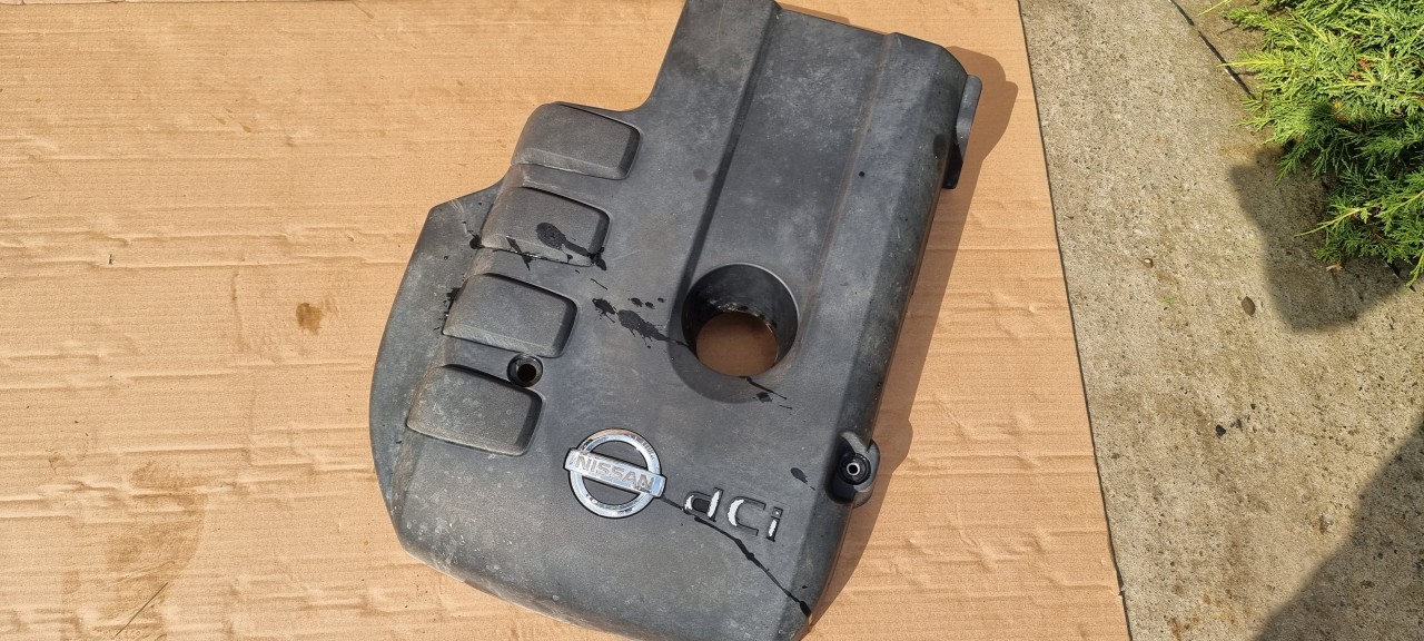 Capac motor Nissan Navara 2.5 DCI 2006 2007 2008 2009