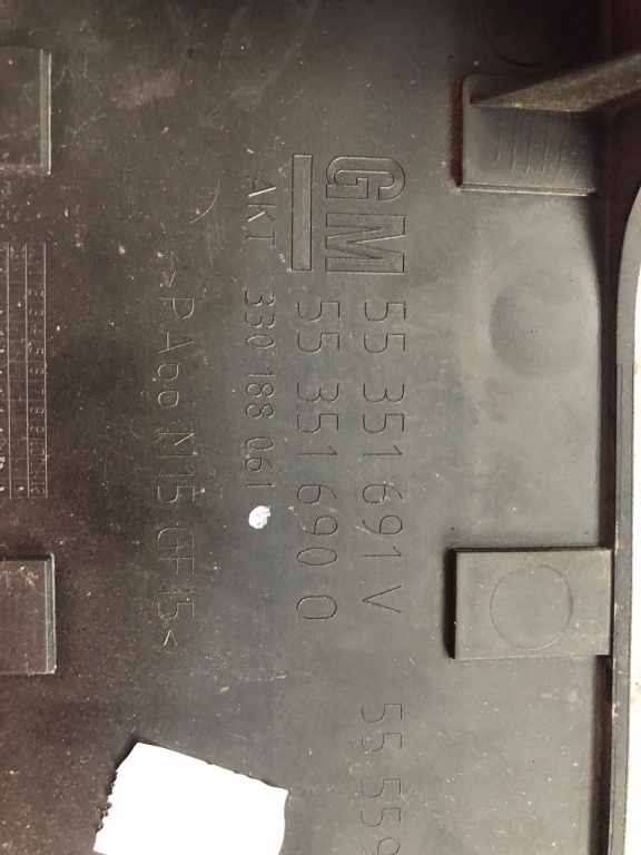 Capac motor opel meriva 1.7 d 553516900