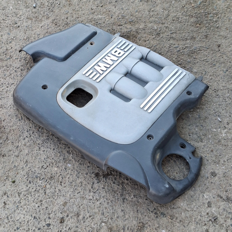 Capac Motor Ornamental Bmw 3 (E46) 1998-2007 7787330, 11147787330, 10519311
