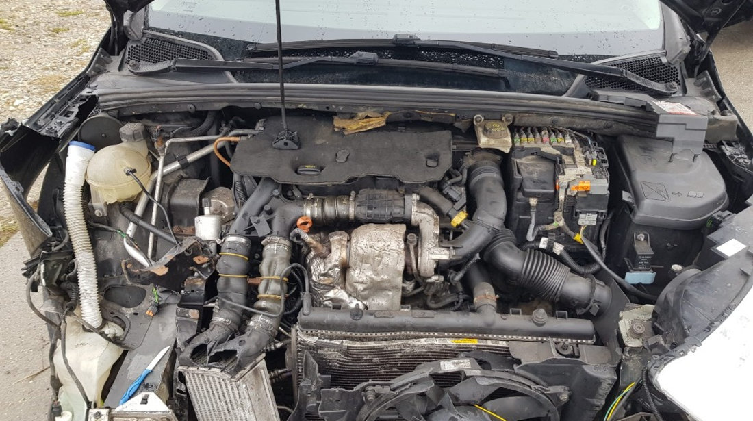 Capac motor protectie Citroen C4 B7 1.6 Hdi 9hp 92 cai 2010 - 2018