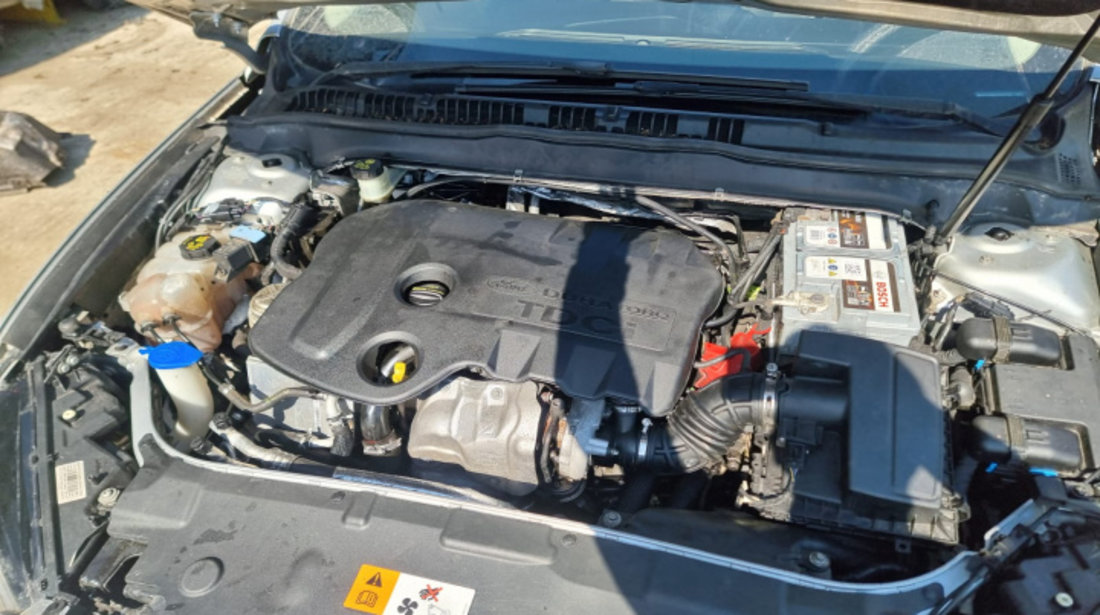Capac motor protectie Ford Mondeo 2015 sedan 1.6