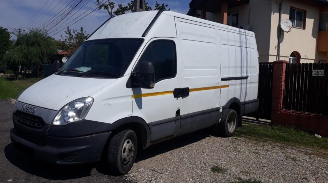 Capac motor protectie Iveco Daily 5 2012 Duba 2.3 HPI