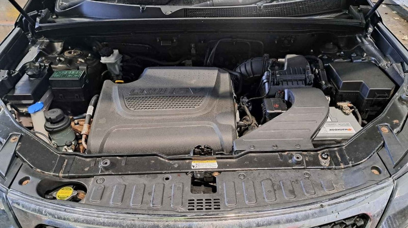 Capac motor protectie Kia Sorento 2011 SUV 2.2 DOHC D4HB