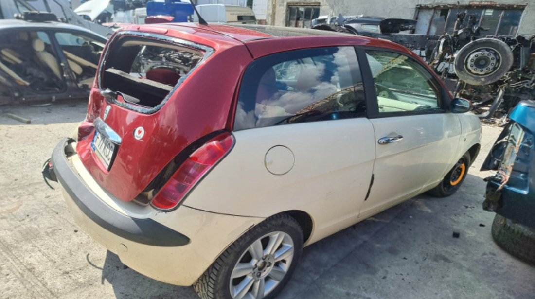 Capac motor protectie Lancia Ypsilon 2005 HatchBack 1.4 benzina 843a1000