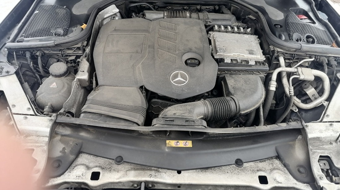 Capac motor protectie Mercedes E-Class W213 2016 berlina 2.0