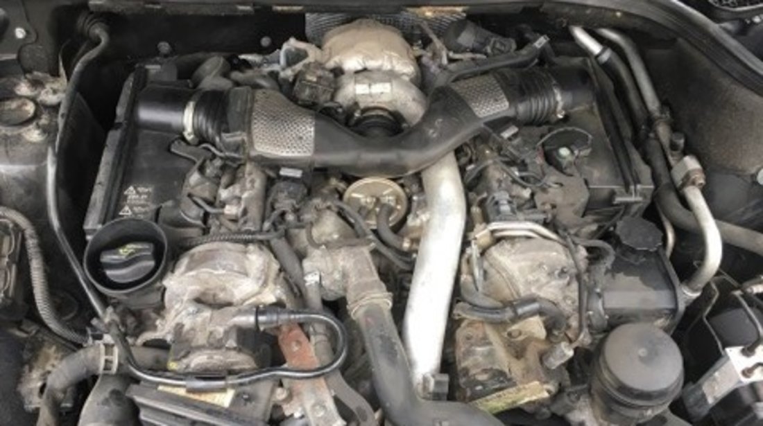 Capac motor protectie Mercedes M-Class W164 2007 SUV 3.2 CDI