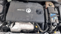 Capac motor protectie Opel Astra J 2011 Hatchback ...