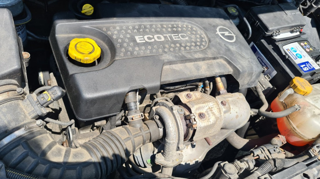 Capac motor protectie Opel Corsa D 2013 Hatchback 4 usi 1.3 cdti