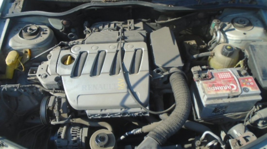 Capac motor protectie Renault Megane 2001 Hatchback 1.6