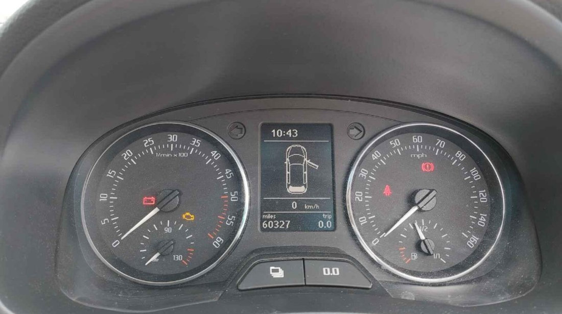 Capac motor protectie Skoda Fabia 2 2011 HATCHBACK 1.6 TDI