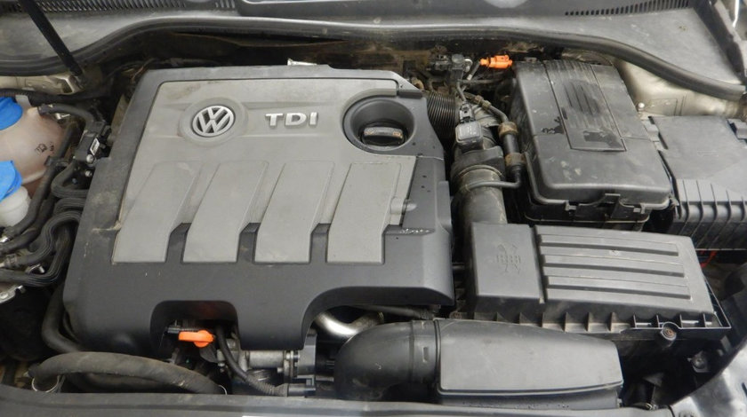 Capac motor protectie Volkswagen Golf 6 2013 VARIANT 1.6 TDI CAYC