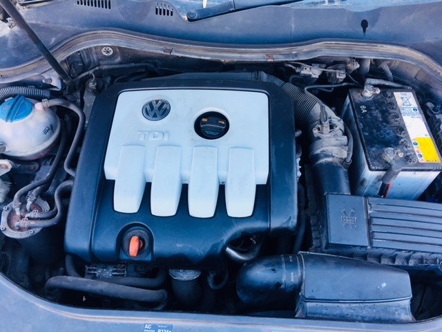 Capac motor protectie Volkswagen Passat B6 2007 LIMUZINA 2.0 TDI