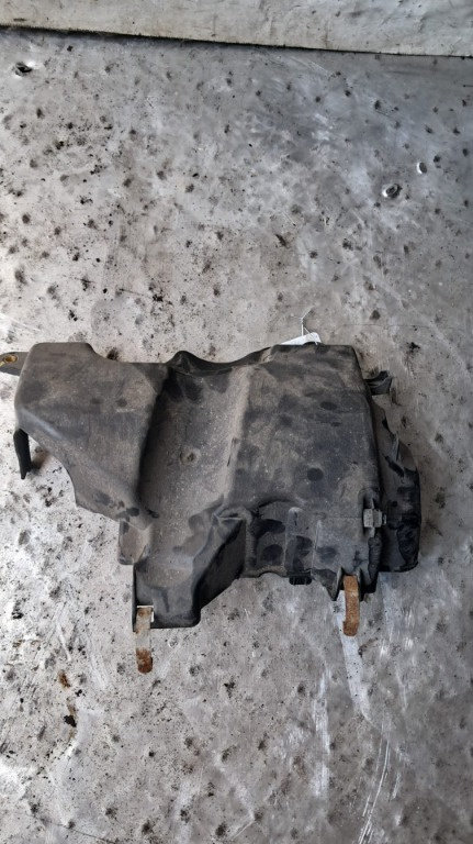 Capac motor Renault Clio 1.5 dci cod motor K9K cod 175B17170R / 175B17098R / 175B14760R / 175751FE0B