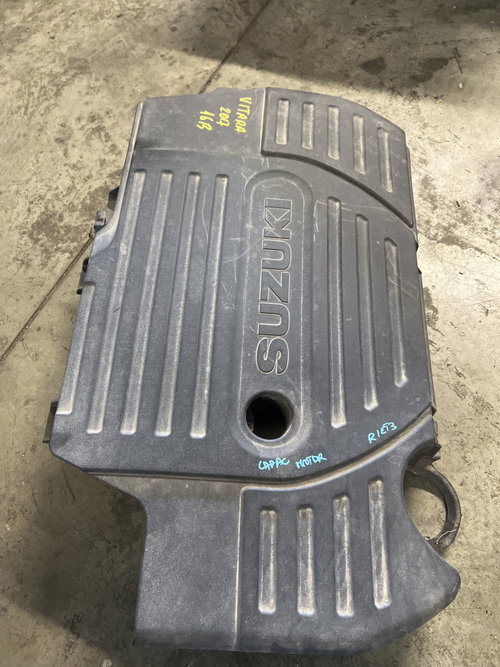 Capac motor Suzuki Vitara 1.6 Benzina 2017, -