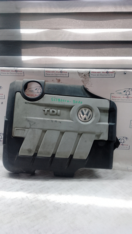 Capac motor Volkswagen Scirocco - Motorina 2010, 03L103925M