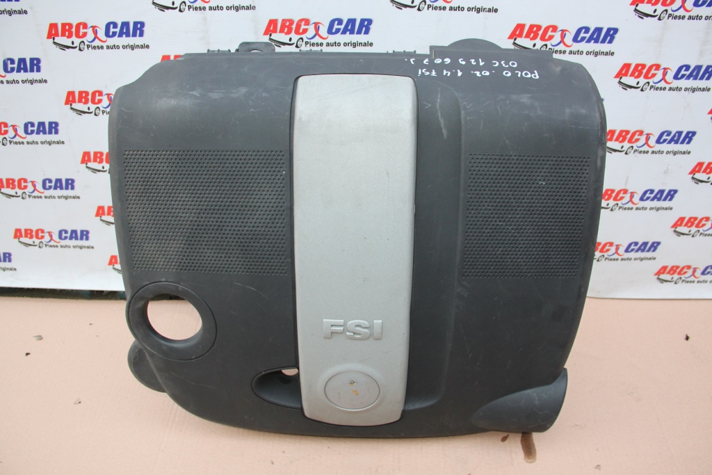 Capac motor VW Polo 9N 1.4 FSI cod: 03C129607J model 2002