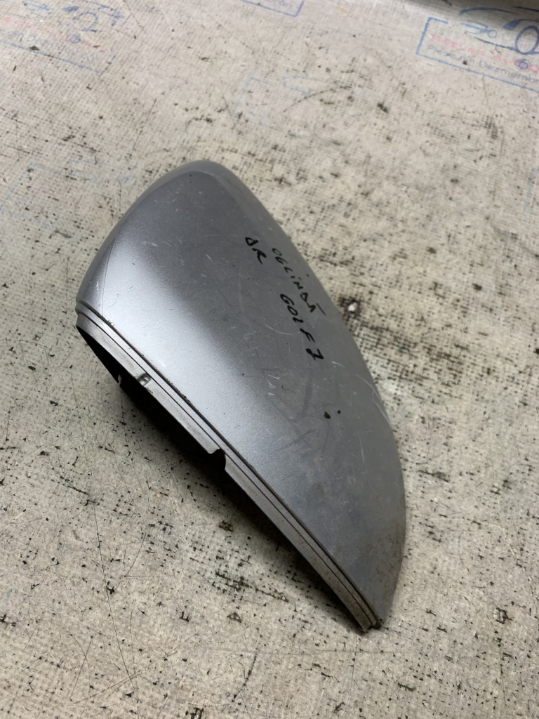 Capac oglindă dreapta Volkswagen Golf 7 - Motorina 2014, -