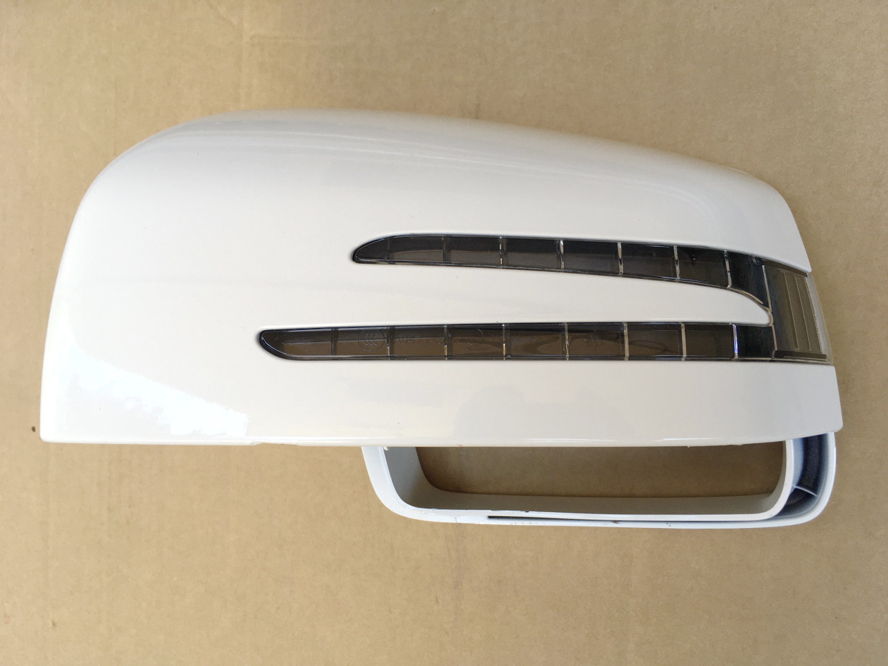 Capac oglinda cu semnalizator - Mercedes ML / GLE / GLS W166 * A1668109900 * ( dupa 15' )