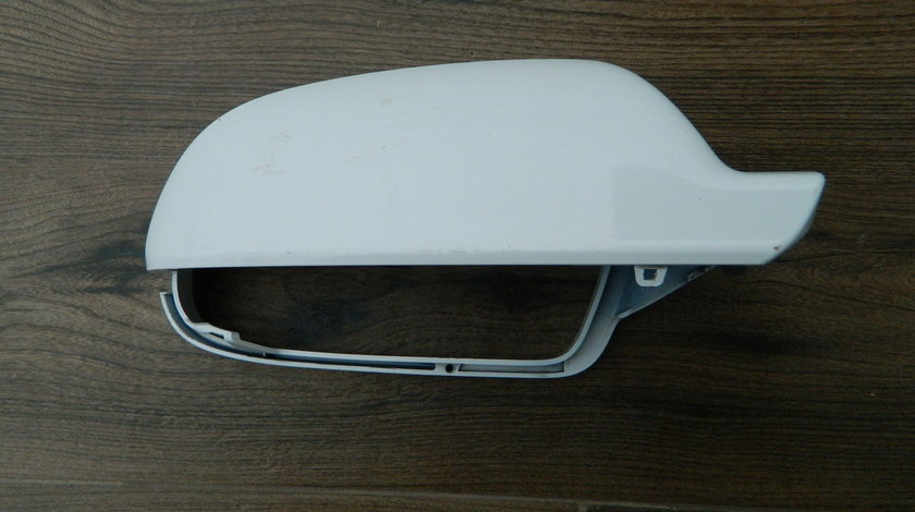 Capac oglinda dreapta Audi A3 11-13, A4 11-14, A5 11-15 cod 8F0857528B