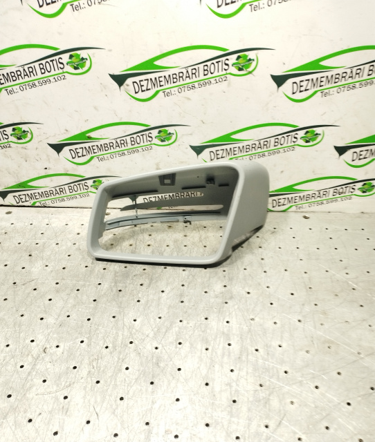 Capac oglinda stanga A3159335 Mercedes-Benz C-Class W204/S204 [2007 - 2012] Sedan 4-usi C 180 Kompressor MT (156 hp)