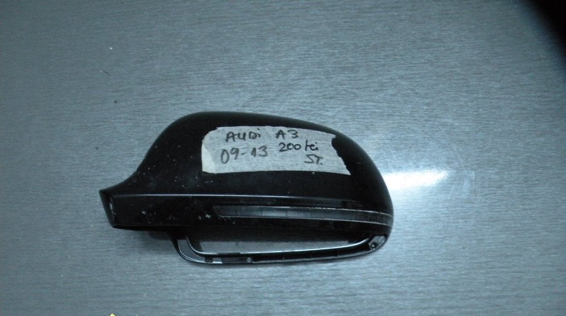 Capac oglinda stanga Audi A3 2009 2013 cod 8T0857527D