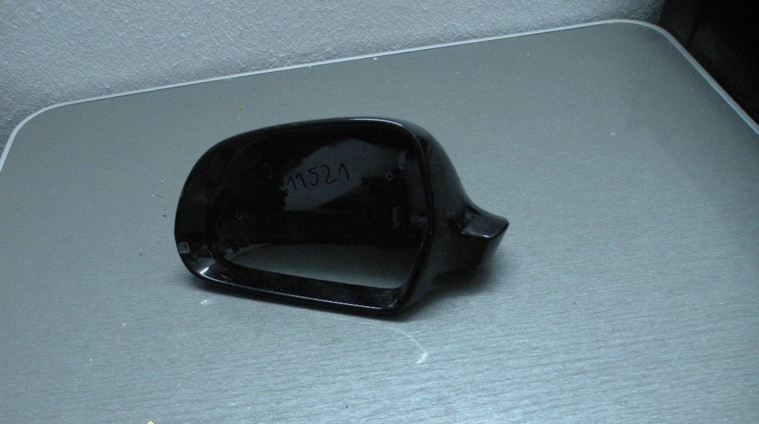 Capac oglinda stanga Audi A3 2009 2013 cod 8T0857527D