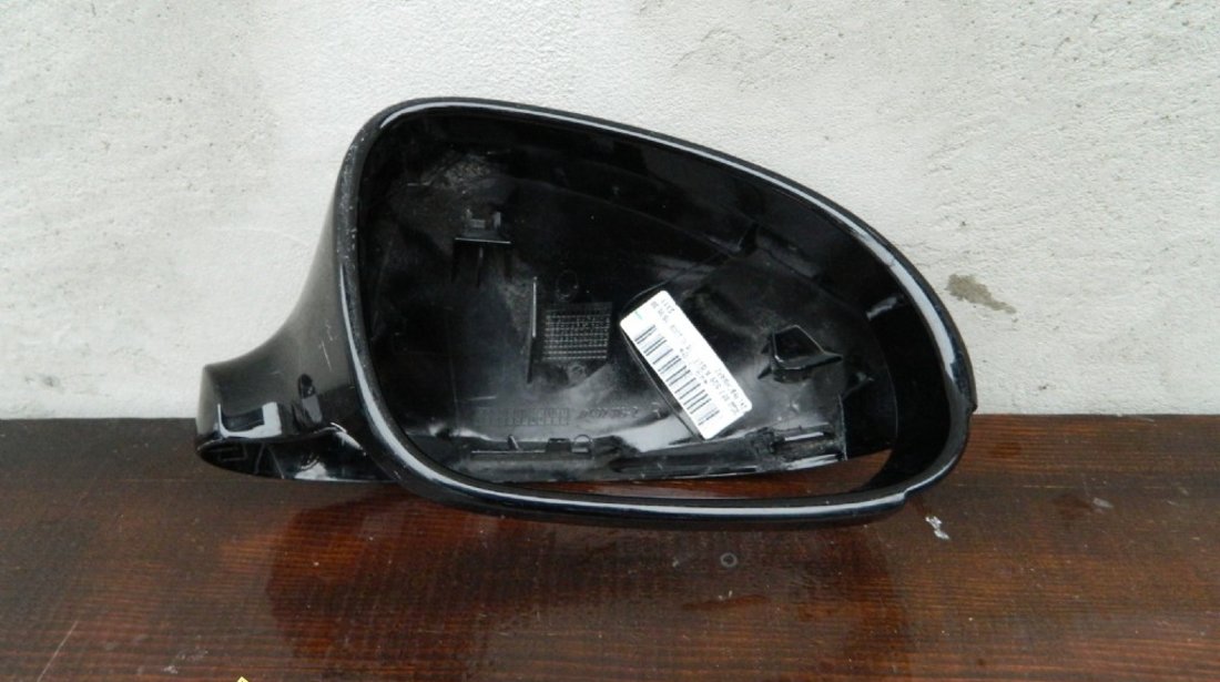 Capac oglinda VW Passat model 2005 2010