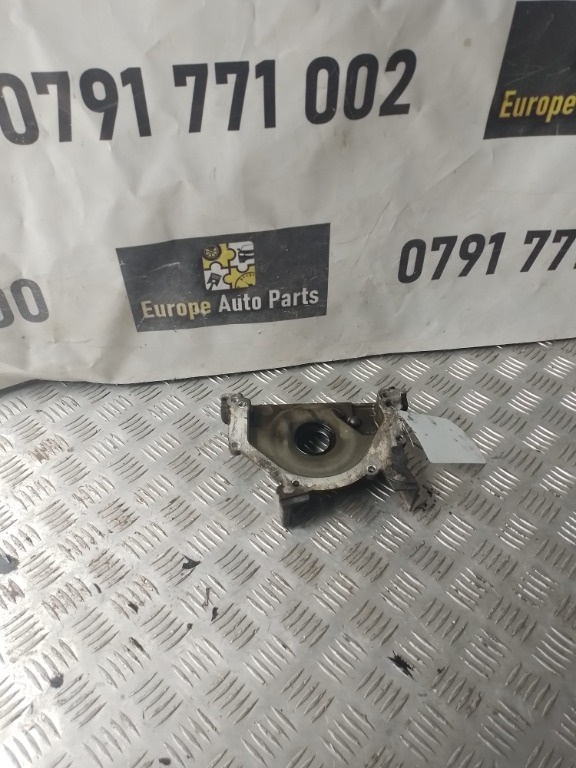 Capac palier audi a4 b8 2. 0 tdi , cod motor CAG, an 2011