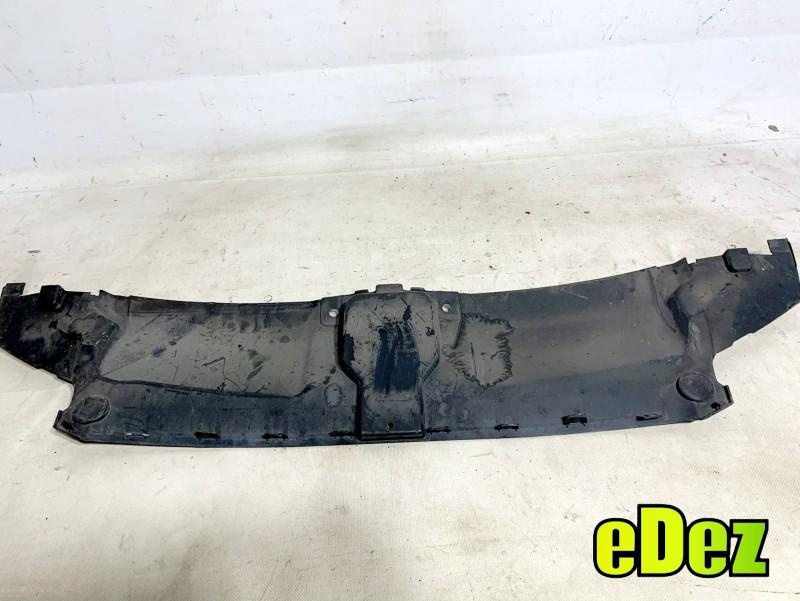 Capac panou frontal Audi A6 (2010-2018) [4G2, C7] 2.0 tdi CGLC 4G0807081