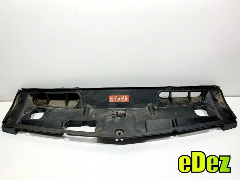 Capac panou frontal culoare rosie - 590 Mercedes C-class facelift (2011-2015) [w204] A2045000155