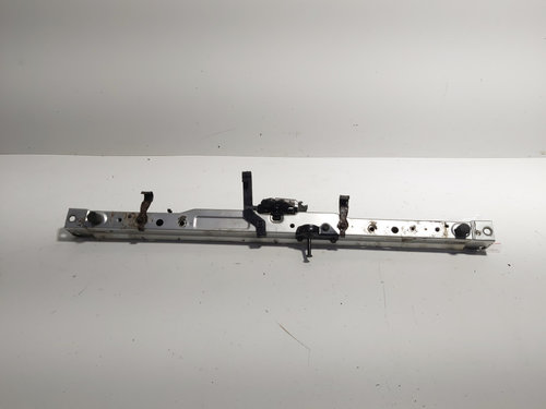 Capac panou frontal, Toyota Rav 4 II (CLA2, XA2, ZCA2, ACA2) 2.2D4D4WD, 2AD-FHV (id:672420)