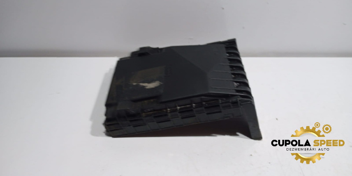 Capac panou sigurante 1K0937132F Audi A3 8P/8PA [facelift] [2004 - 2008]