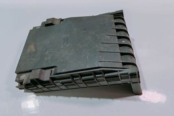 Capac Panou sigurante 1K0937132F Volkswagen VW Golf 5 [2003 - 2009]