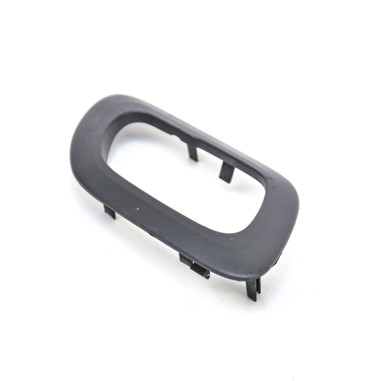 Capac Peugeot 3008 2009 - Prezent 9682517780